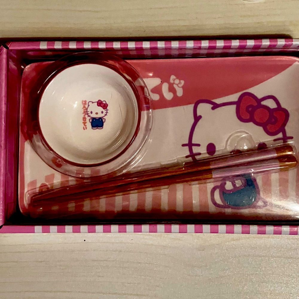 Hello Kitty Sushi Plate With Bowl & Chop Sticks Boxed Set